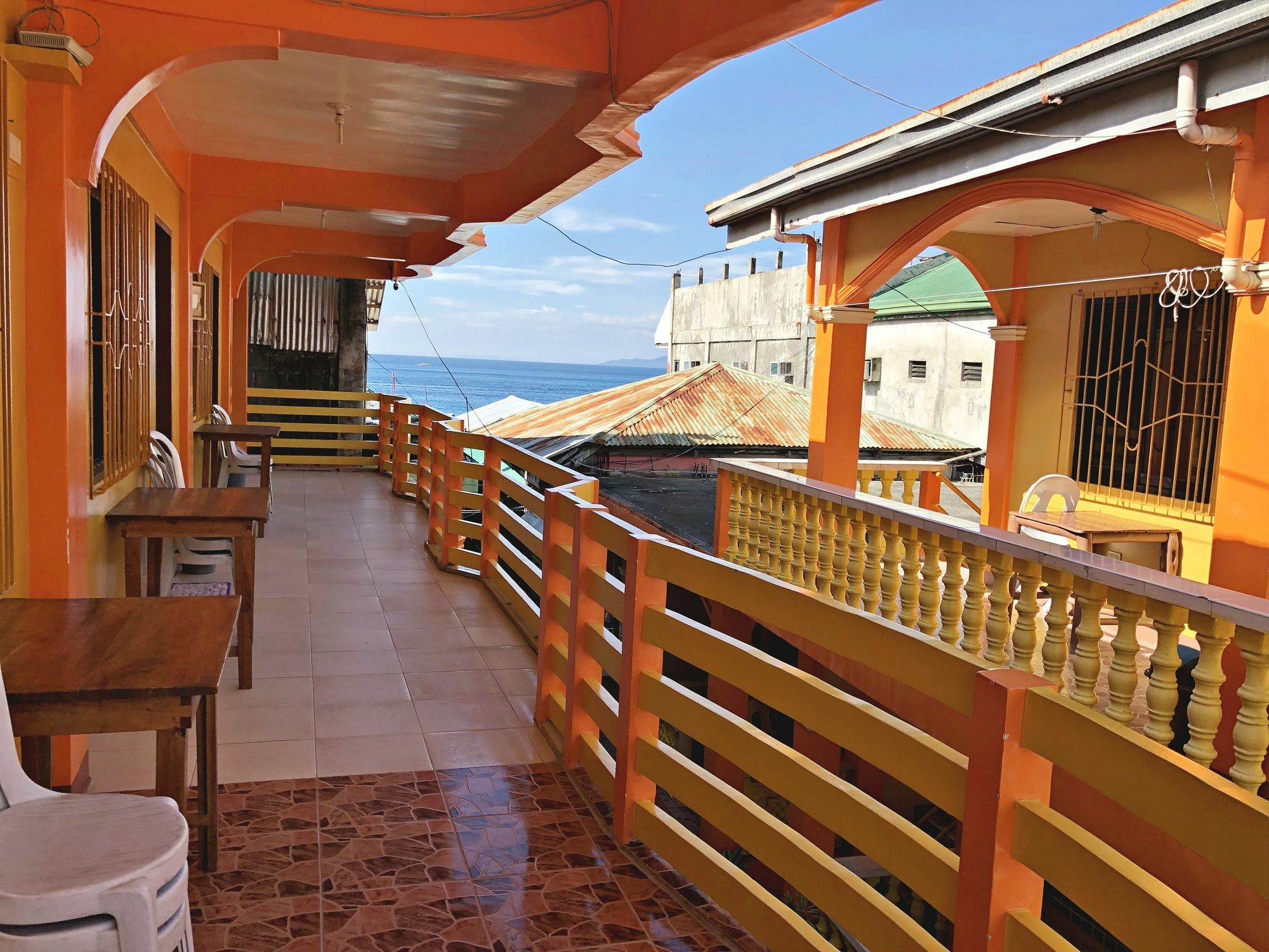 Queen Of Isle Cottages And Restaurant Пуэрто-Галера Экстерьер фото